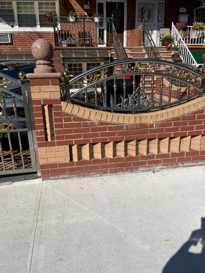 A Deluxe Room New York Exterior photo